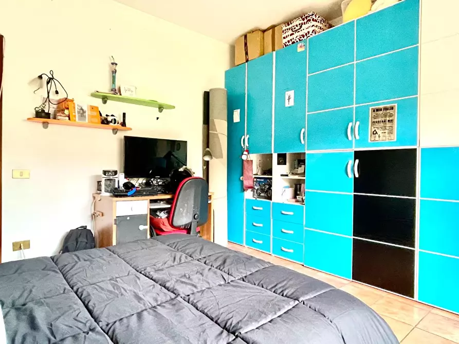 Immagine 29 di Appartamento in vendita  a Siena