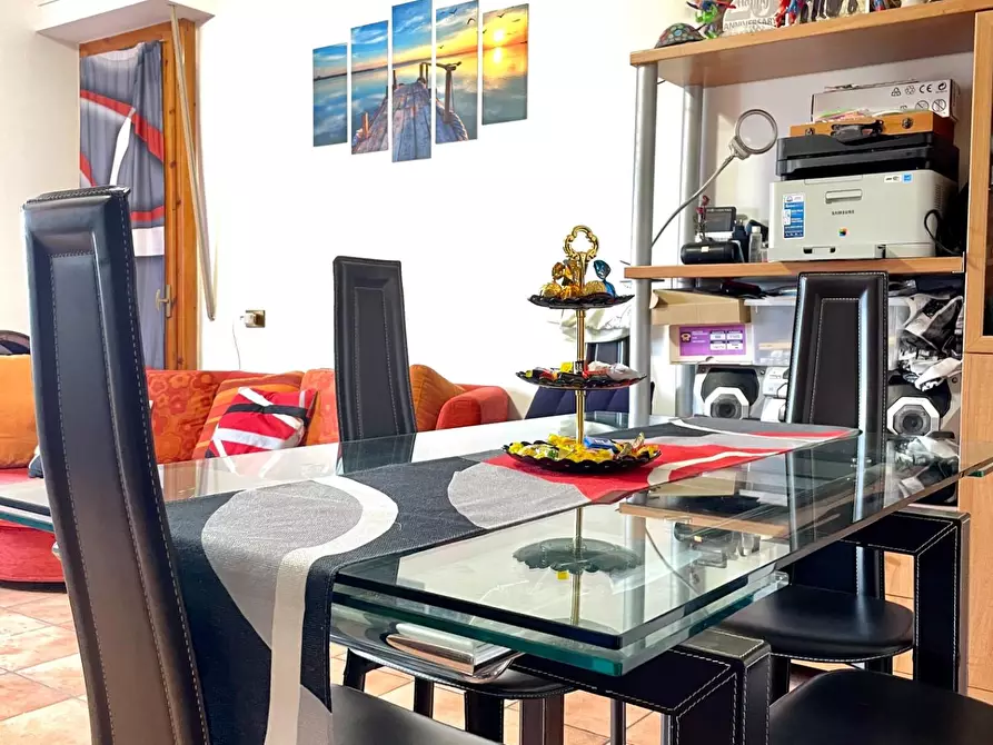 Immagine 12 di Appartamento in vendita  a Siena