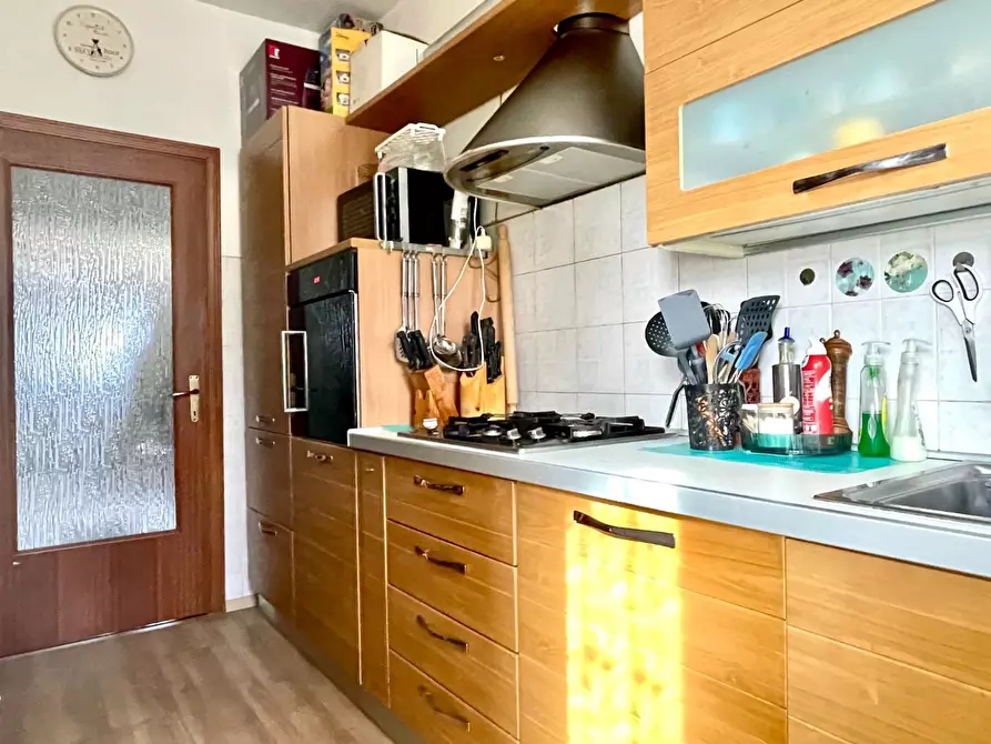 Immagine 4 di Appartamento in vendita  a Siena