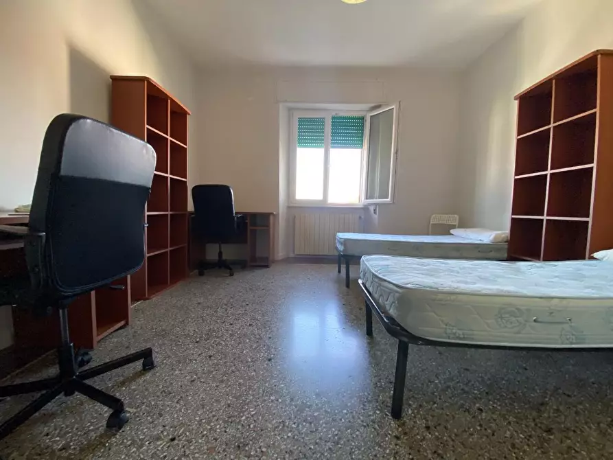 Immagine 6 di Appartamento in affitto  a Pisa
