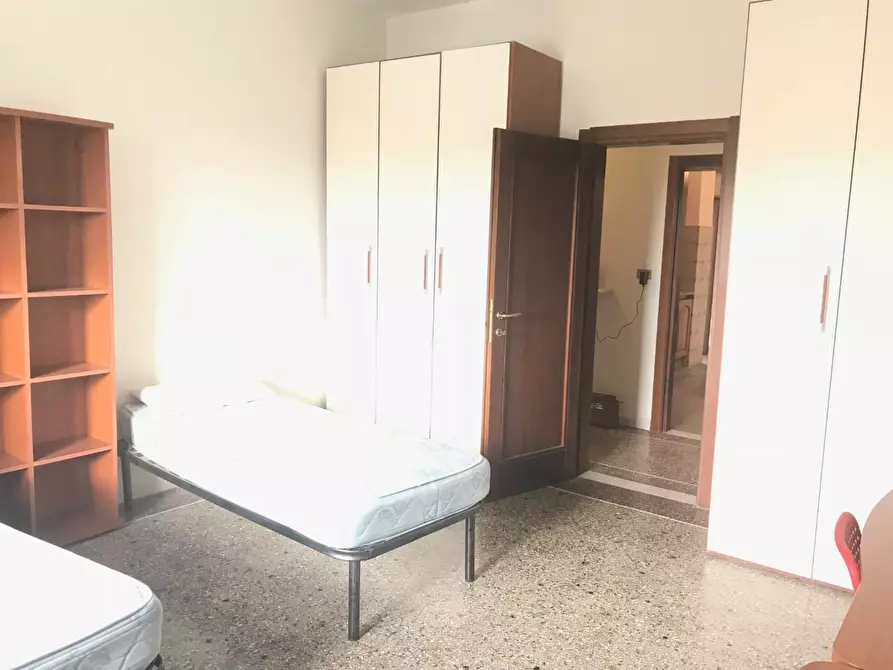 Immagine 13 di Appartamento in affitto  a Pisa