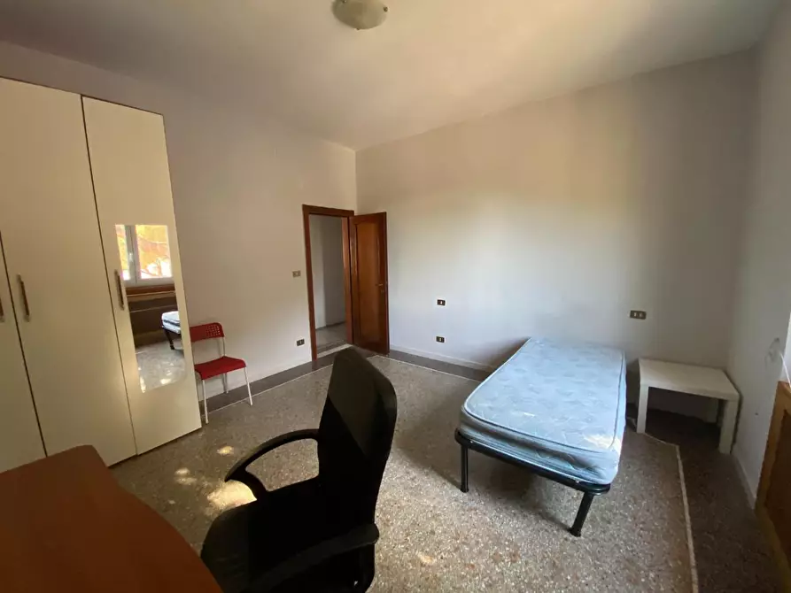 Immagine 2 di Appartamento in affitto  a Pisa
