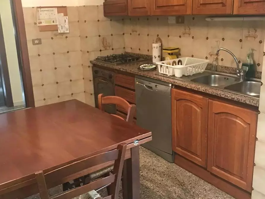 Immagine 12 di Appartamento in affitto  a Pisa