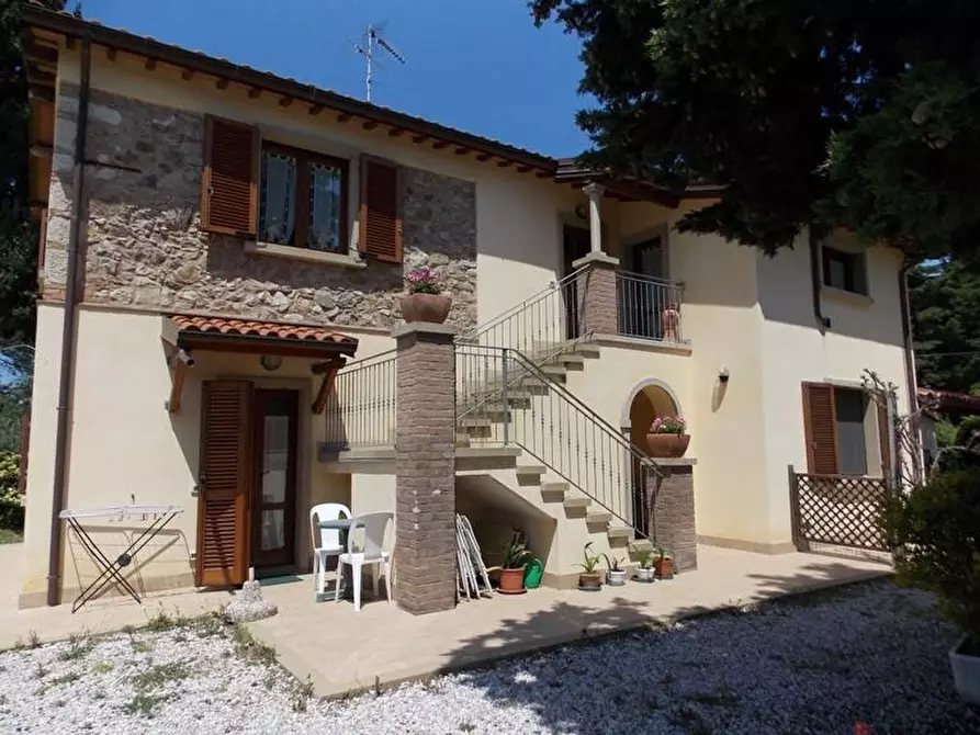 Immagine 1 di Porzione di casa in vendita  a Rosignano Marittimo