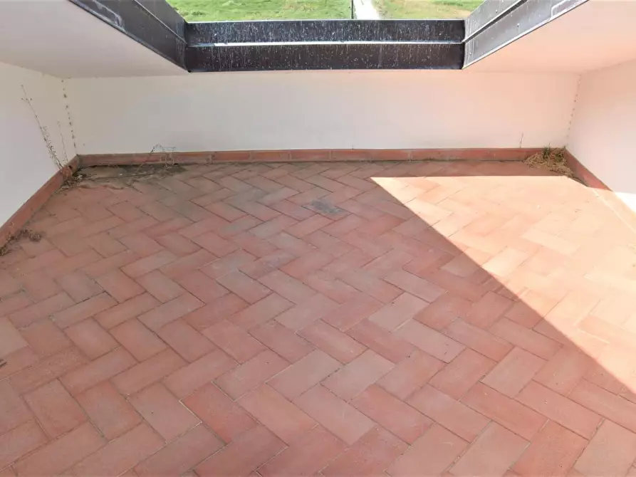 Immagine 24 di Casa bifamiliare in vendita  a Montignoso