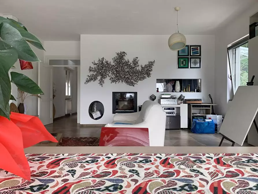 Immagine 9 di Casa indipendente in vendita  a Massarosa