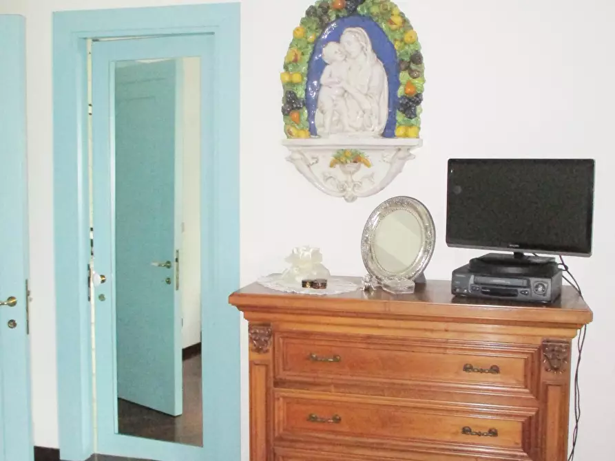 Immagine 33 di Casa bifamiliare in vendita  a Pontedera