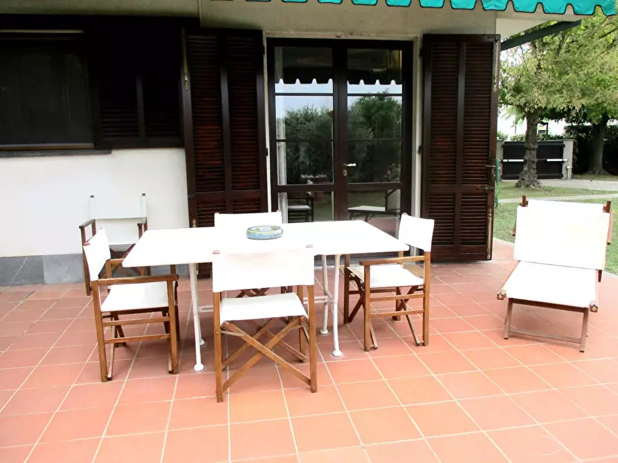 Immagine 9 di Casa bifamiliare in vendita  a Pontedera