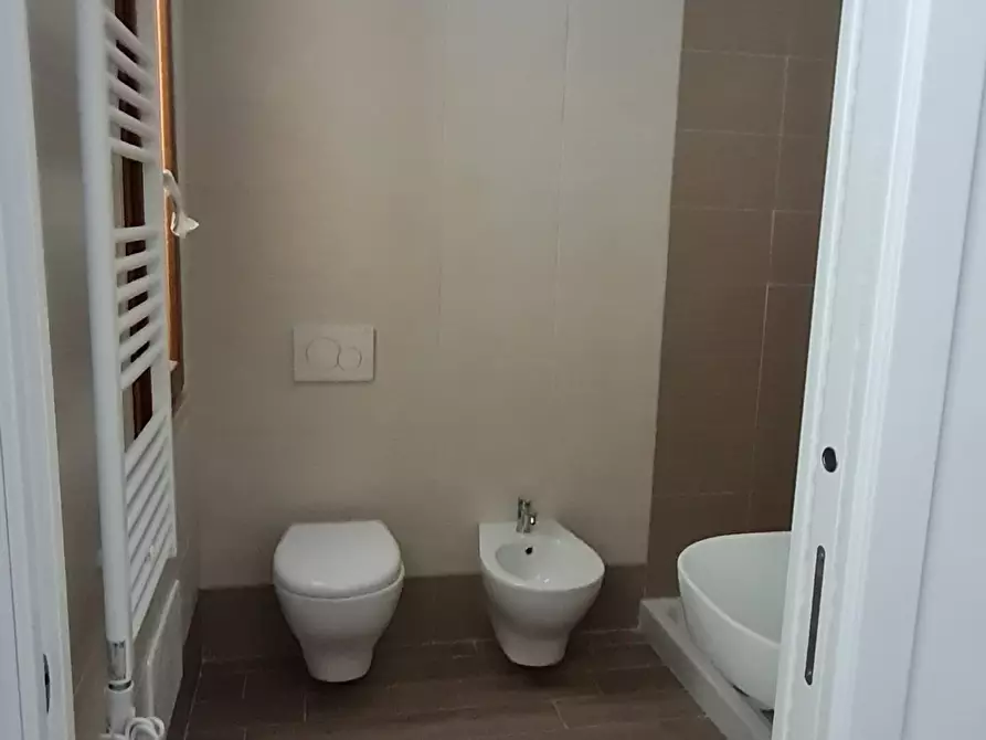 Immagine 7 di Appartamento in vendita  a Colle Di Val D'elsa