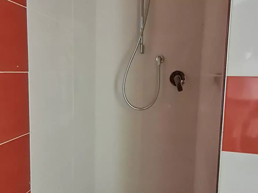 Immagine 12 di Appartamento in vendita  a Colle Di Val D'elsa