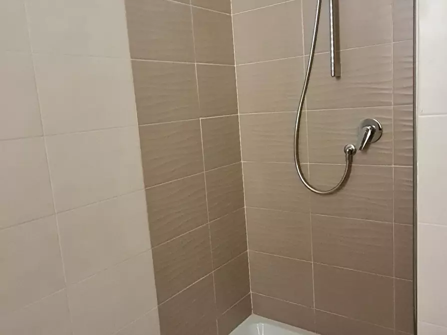 Immagine 9 di Appartamento in vendita  a Colle Di Val D'elsa