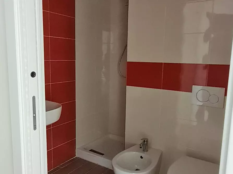 Immagine 11 di Appartamento in vendita  a Colle Di Val D'elsa