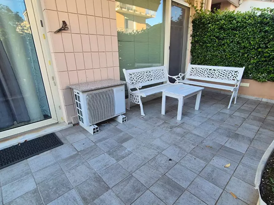 Immagine 39 di Appartamento in vendita  a Viareggio