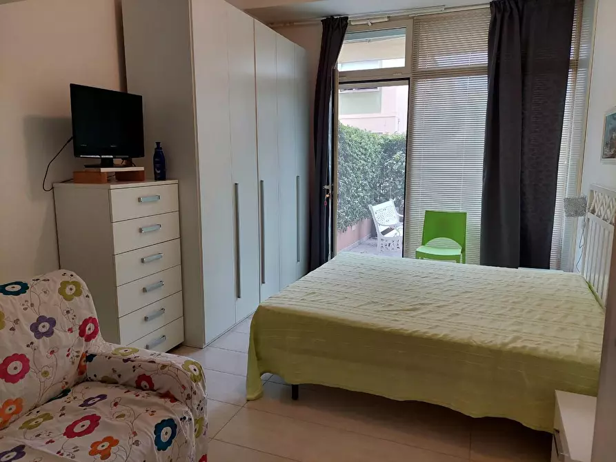 Immagine 22 di Appartamento in vendita  a Viareggio