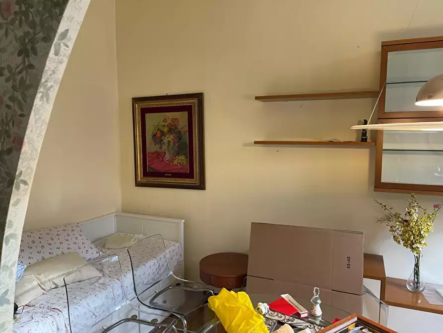 Immagine 12 di Appartamento in affitto  a Lucca