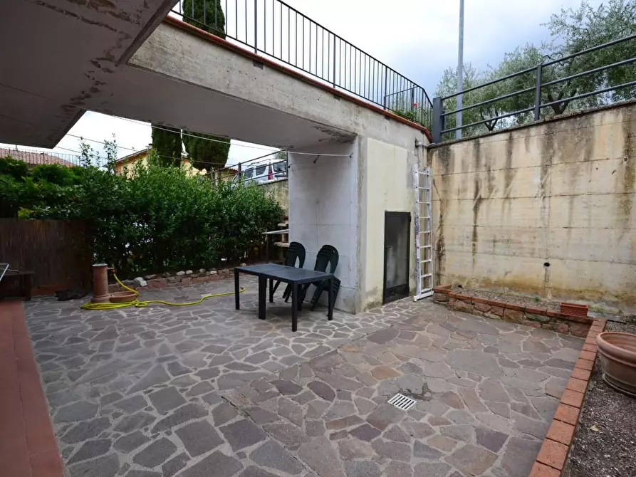 Immagine 10 di Appartamento in vendita  a Castelnuovo Berardenga