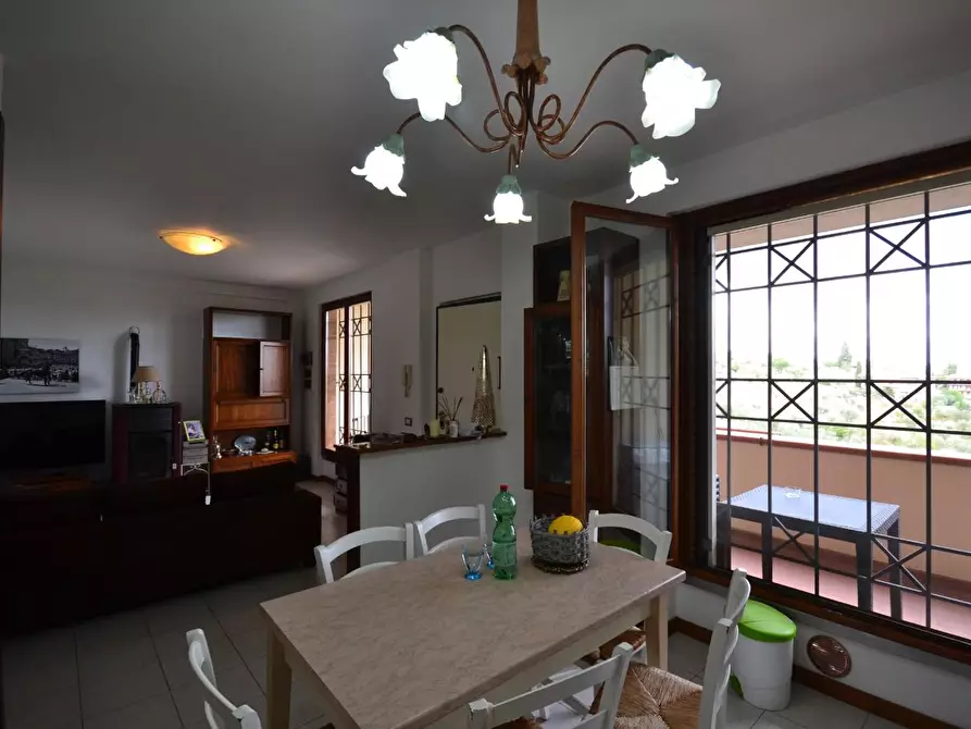 Immagine 2 di Appartamento in vendita  a Castelnuovo Berardenga