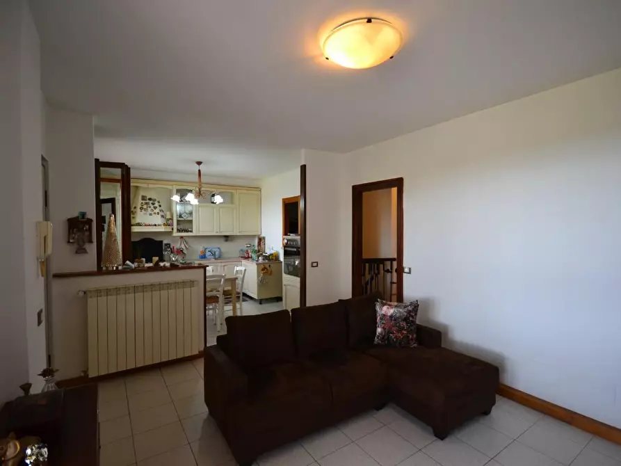 Immagine 5 di Appartamento in vendita  a Castelnuovo Berardenga