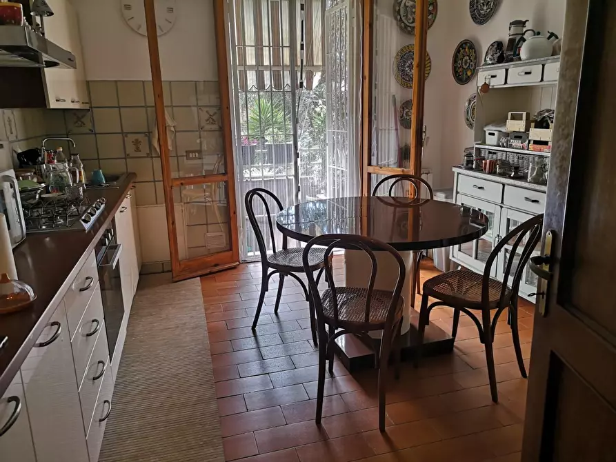 Immagine 4 di Appartamento in vendita  a Pisa