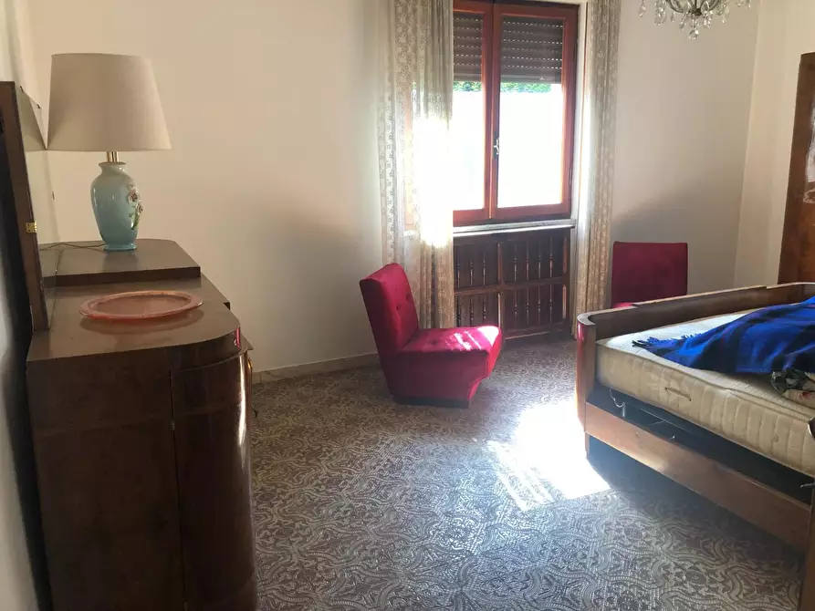 Immagine 19 di Villa in vendita  a Carrara