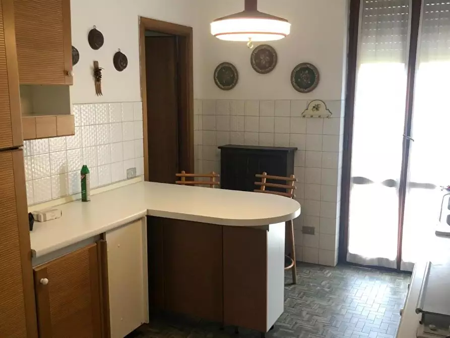 Immagine 8 di Villa in vendita  a Carrara