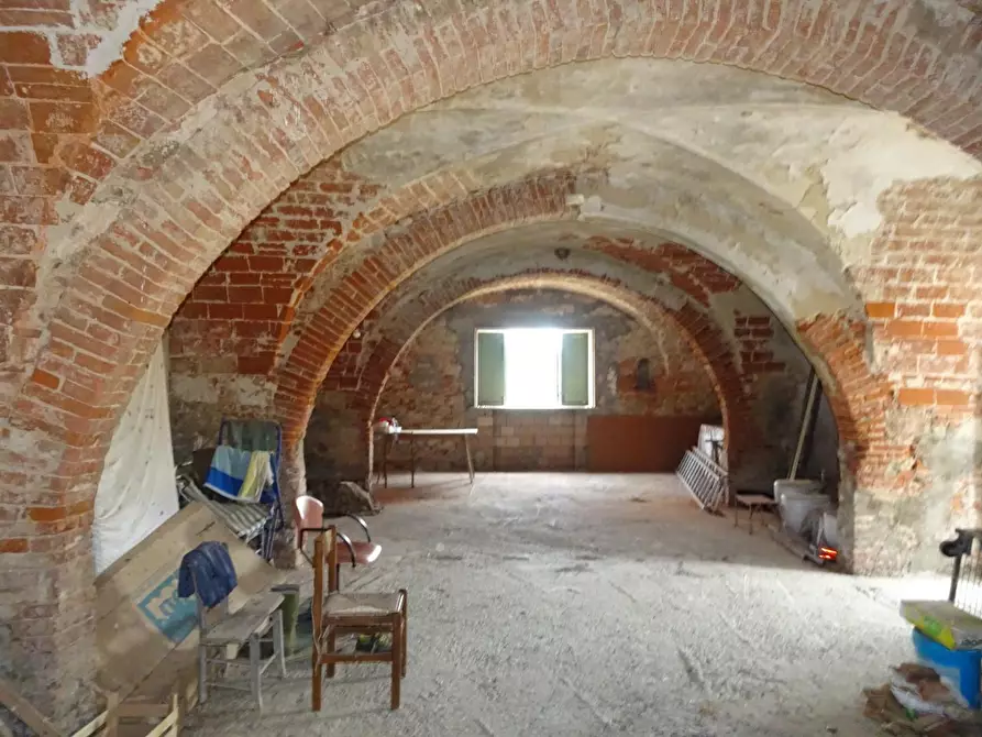 Immagine 16 di Rustico / casale in vendita  a Crespina Lorenzana