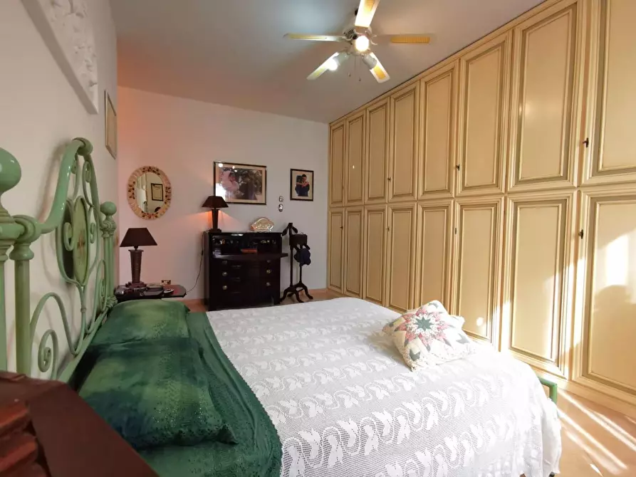 Immagine 45 di Villa in vendita  a Cascina