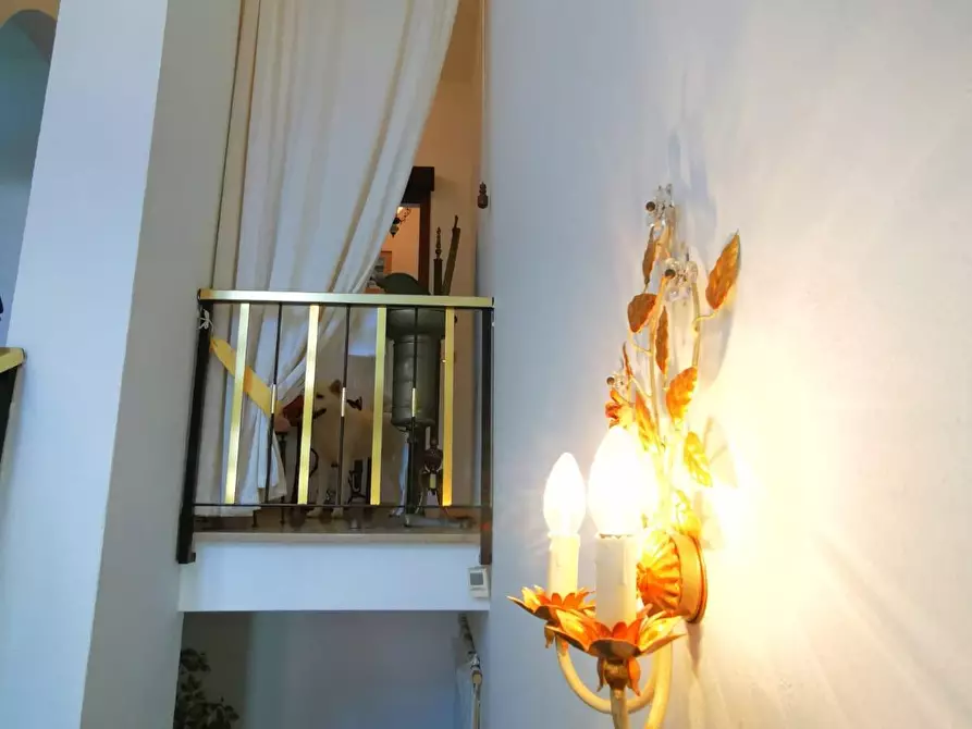 Immagine 39 di Villa in vendita  a Cascina