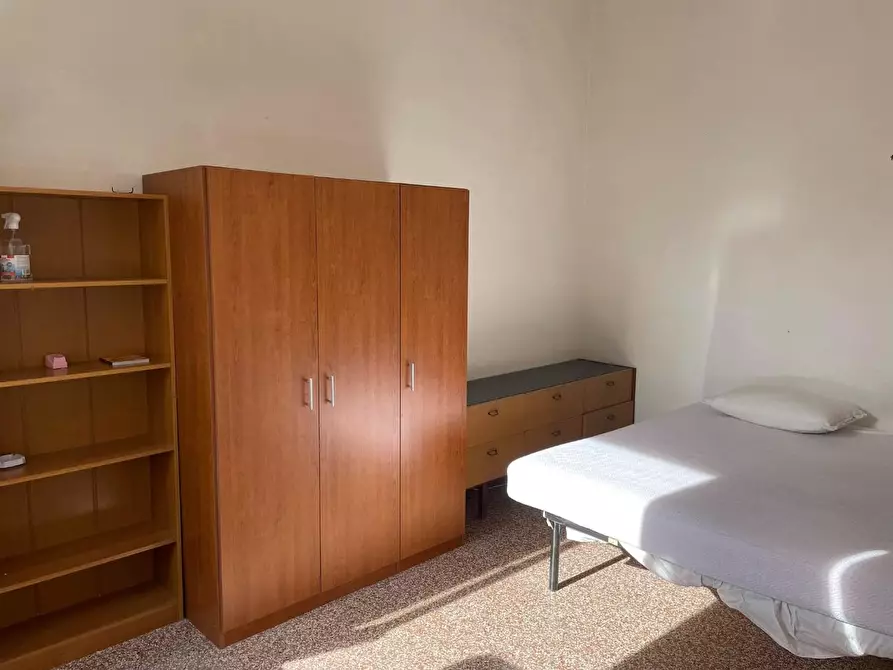 Immagine 2 di Appartamento in affitto  a Pisa