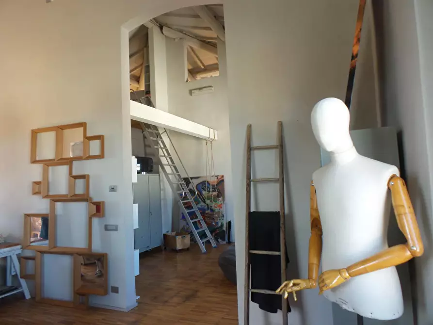Immagine 9 di Loft/Open space in vendita  a San Miniato
