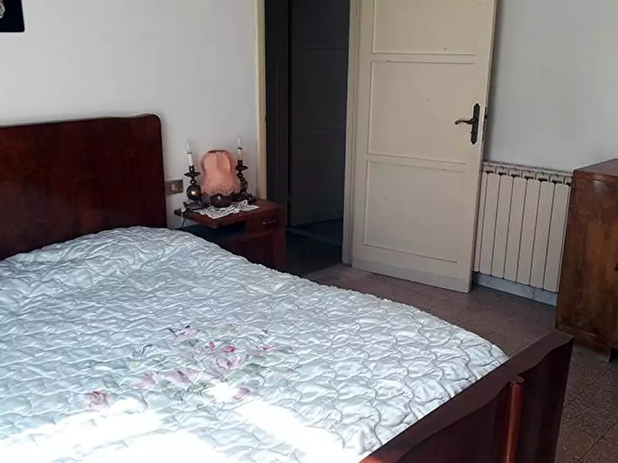 Immagine 12 di Appartamento in vendita  a Carrara