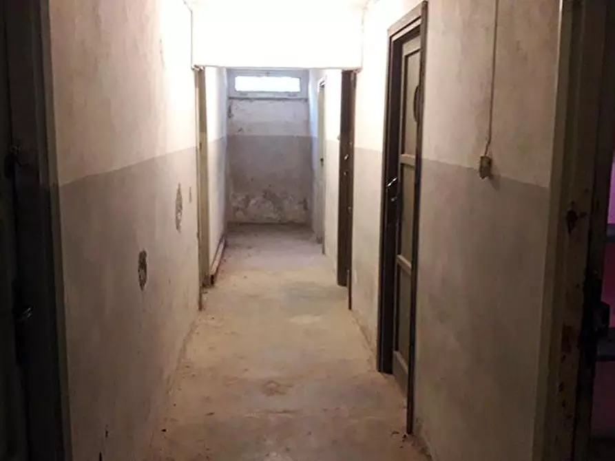 Immagine 17 di Appartamento in vendita  a Carrara