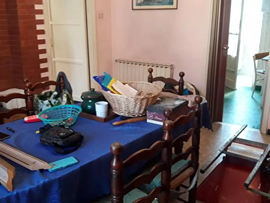 Immagine 2 di Appartamento in vendita  a Carrara