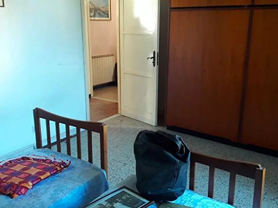 Immagine 10 di Appartamento in vendita  a Carrara