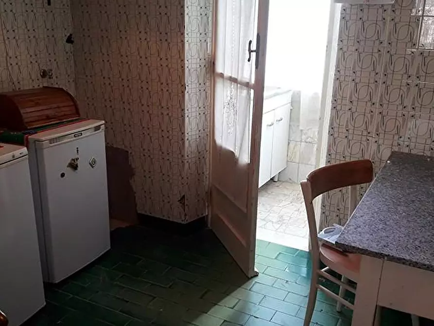 Immagine 4 di Appartamento in vendita  a Carrara