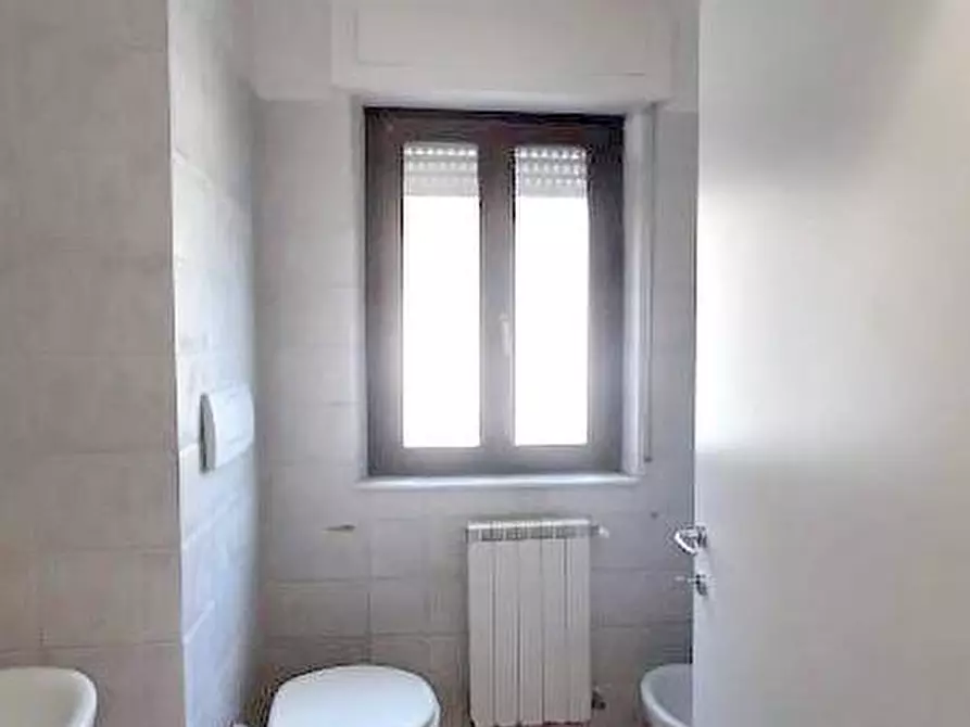 Immagine 18 di Appartamento in vendita  a Pontedera