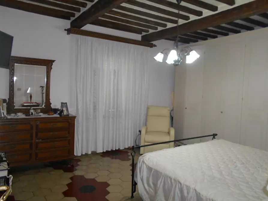 Immagine 11 di Appartamento in vendita  a Collesalvetti