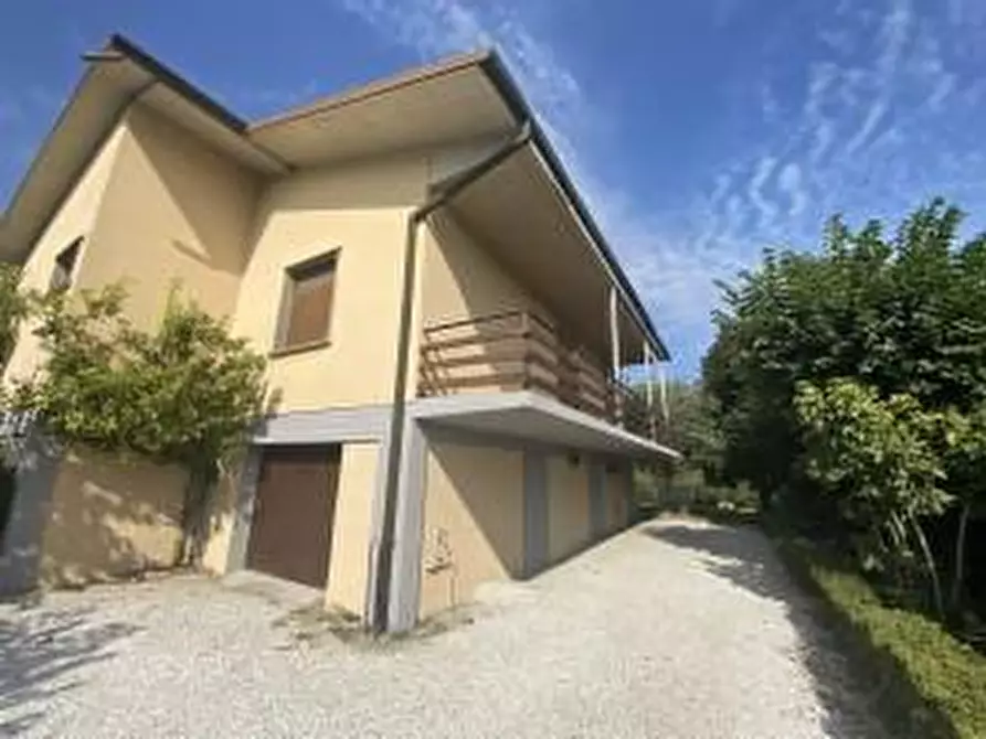 Immagine 3 di Casa indipendente in vendita  a Forte Dei Marmi