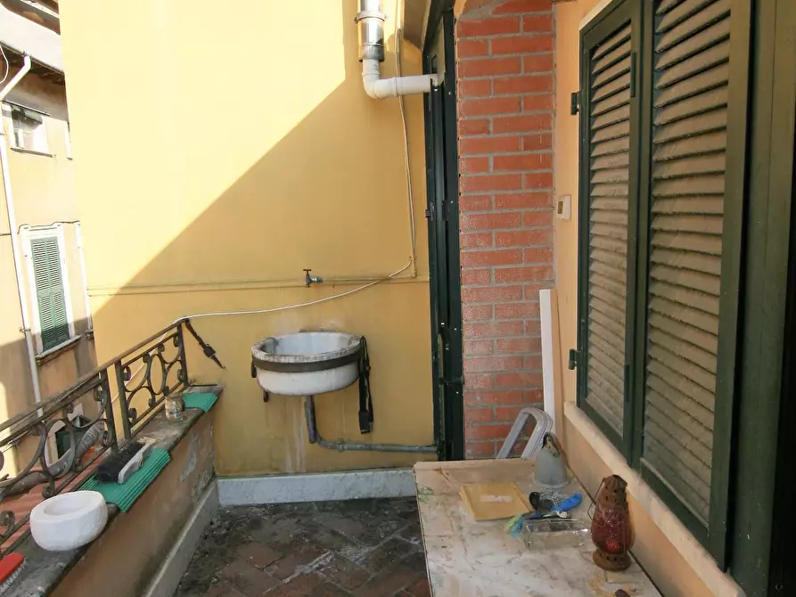 Immagine 7 di Appartamento in vendita  a Carrara