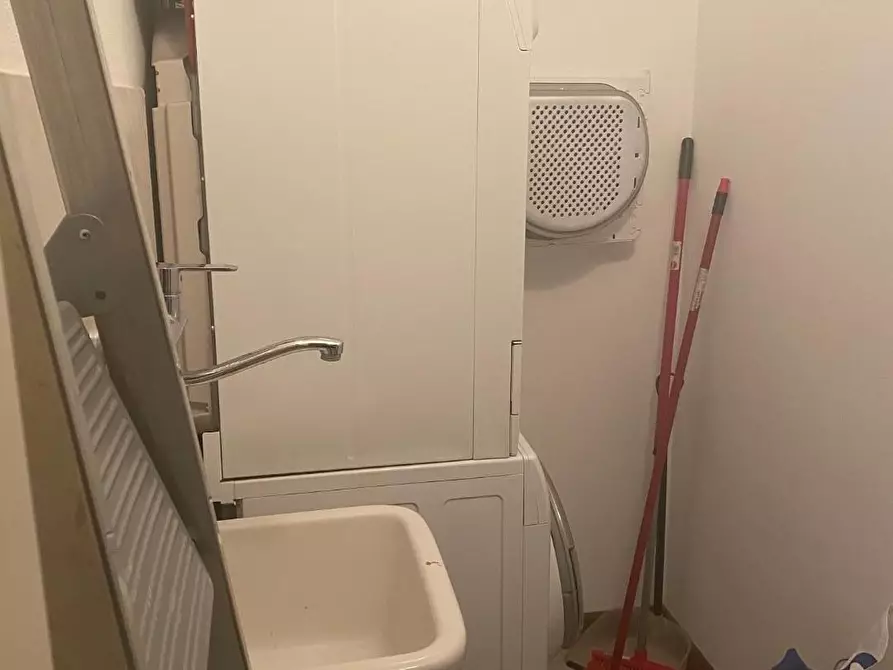 Immagine 28 di Appartamento in vendita  a Pontedera