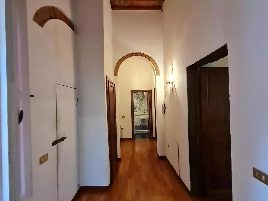 Immagine 17 di Appartamento in vendita  a Pisa
