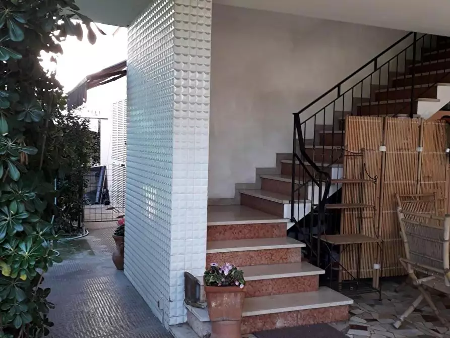 Immagine 7 di Villa in vendita  a Pisa