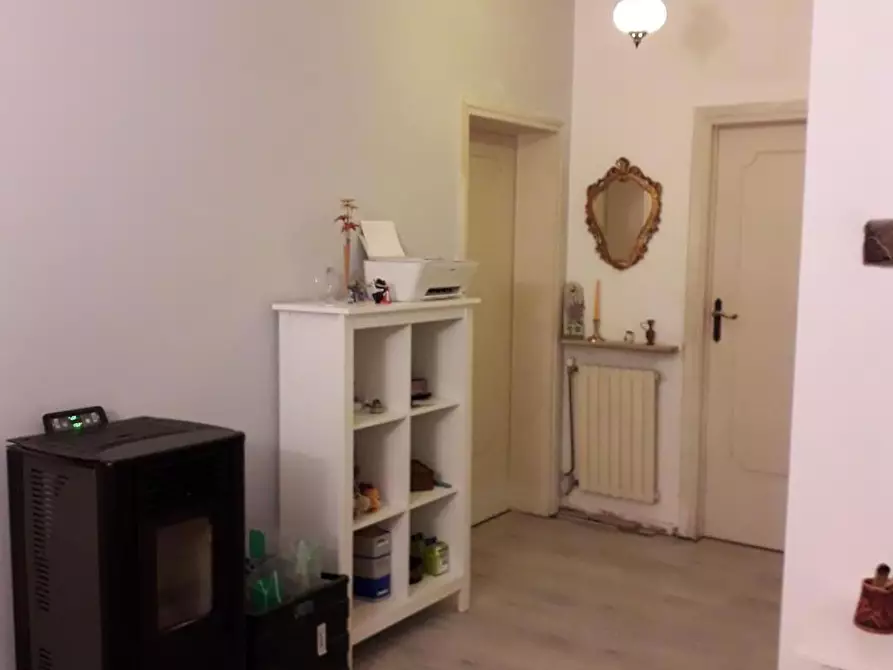 Immagine 3 di Villa in vendita  a Pisa