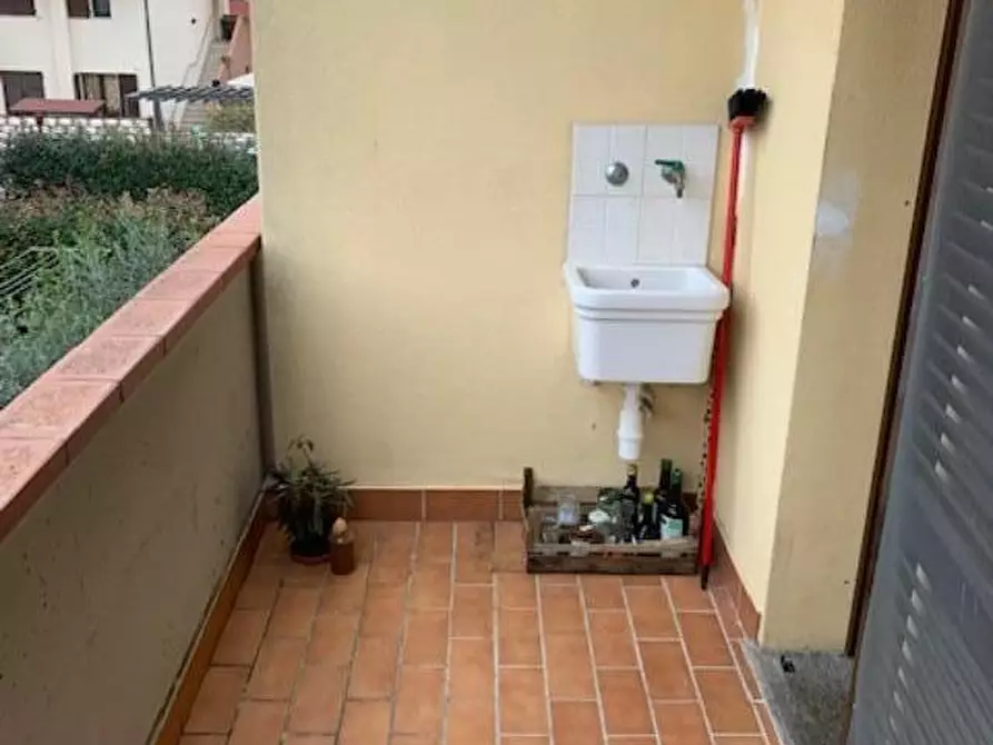 Immagine 5 di Appartamento in vendita  a Santa Maria A Monte