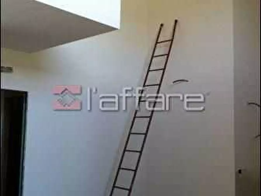 Immagine 5 di Appartamento in vendita  a Pontedera