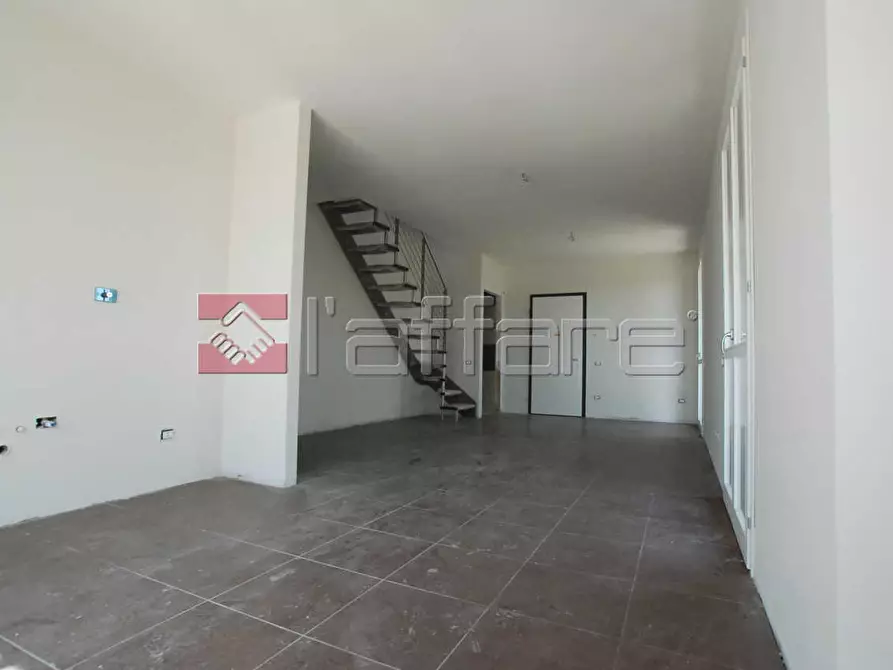 Immagine 5 di Appartamento in vendita  a Pontedera