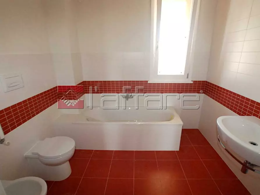 Immagine 13 di Appartamento in vendita  a Pontedera