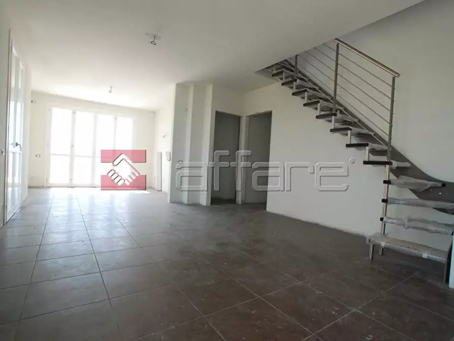 Immagine 3 di Appartamento in vendita  a Pontedera