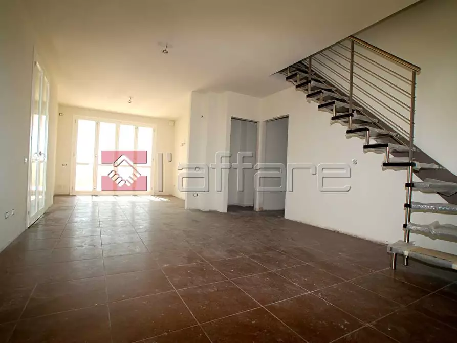 Immagine 2 di Appartamento in vendita  a Pontedera