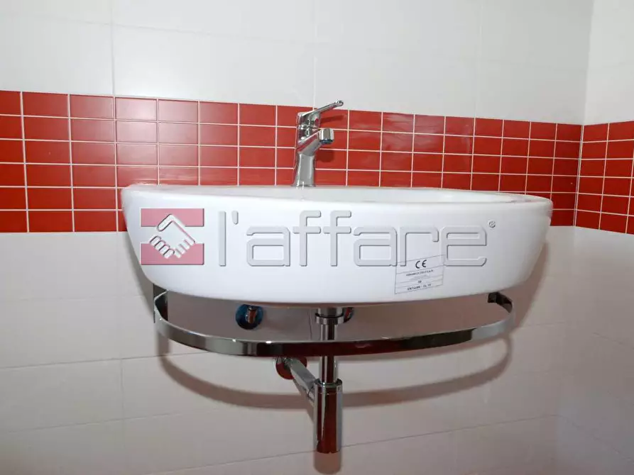 Immagine 15 di Appartamento in vendita  a Pontedera